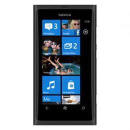 Nokia Lumia 800 en Amigo Kit (R9)