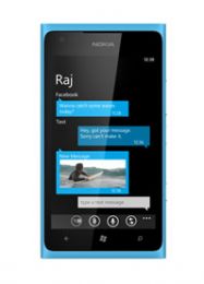 Nokia Lumia 900 en Amigo Kit (R9)